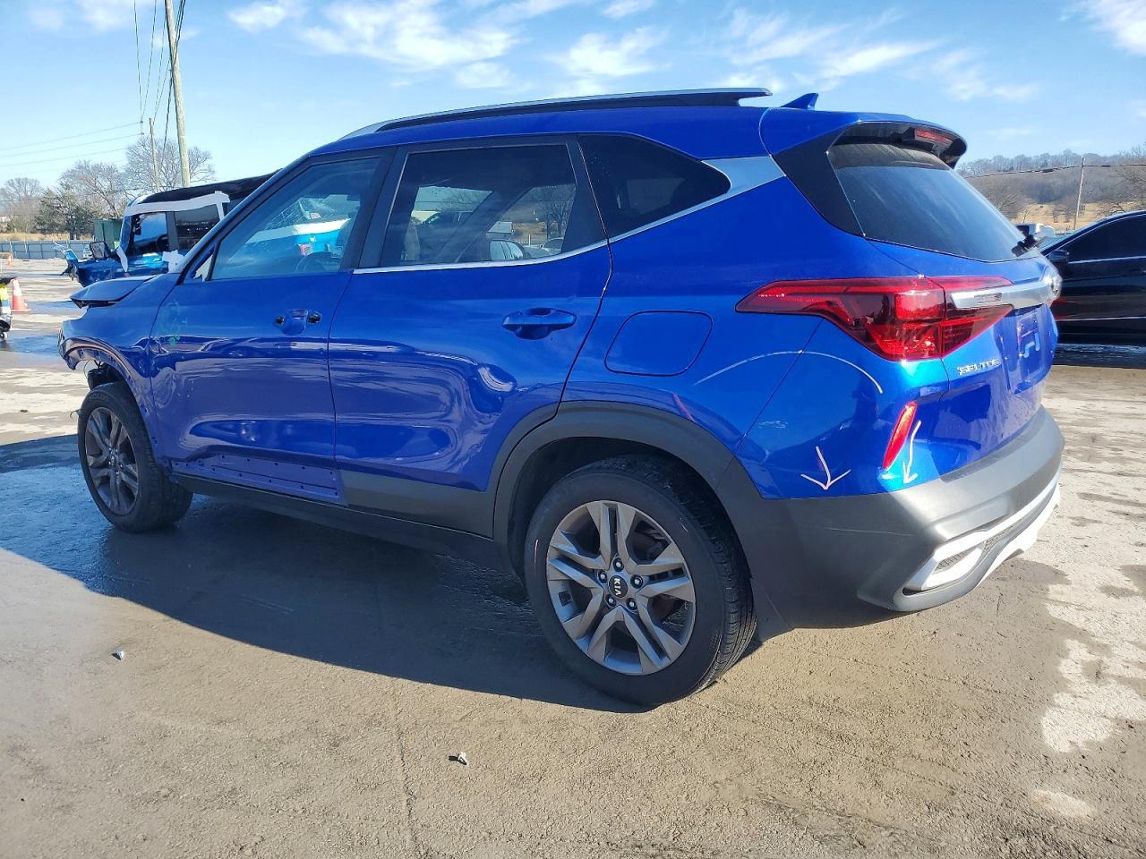 2021 Kia Seltos S - Фото 2