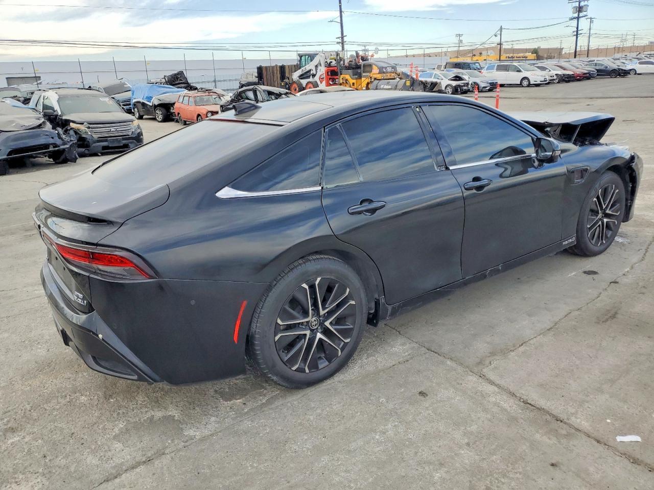 2023 Toyota Mirai Xle - Image 5