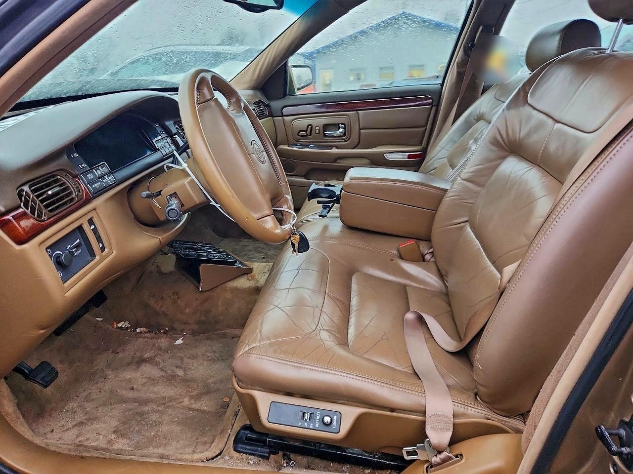 1998 Cadillac Deville - Фото 7