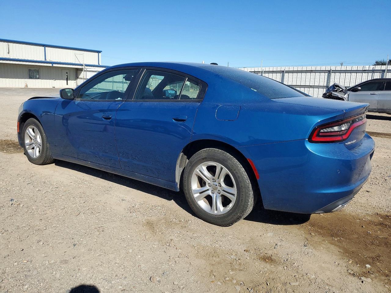 2022 Dodge Charger Sxt - Фото 2