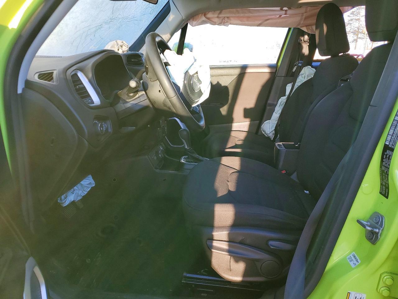 2018 Jeep Renegade Latitude - Image 7