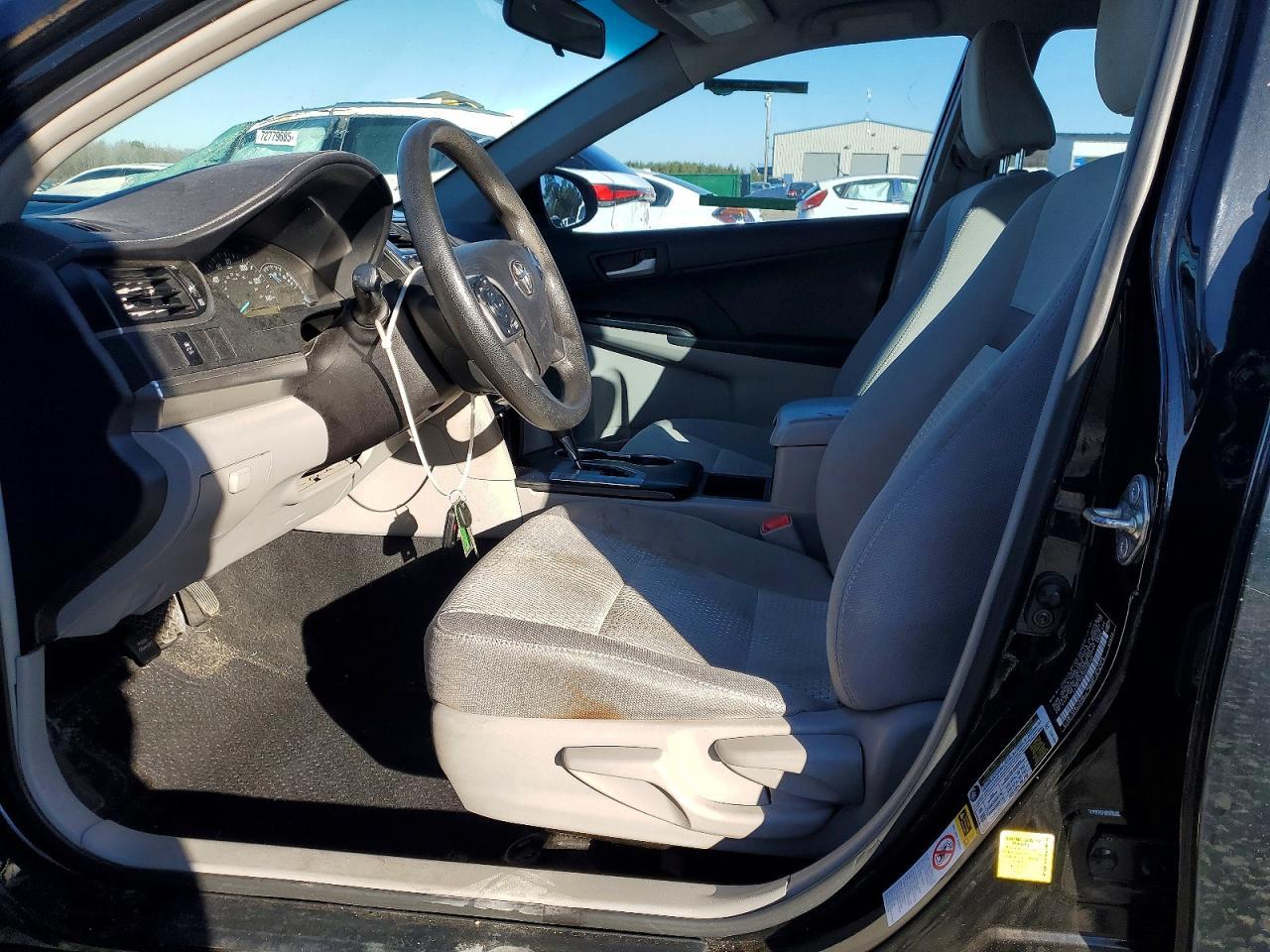 2014 Toyota Camry L - Фото 7