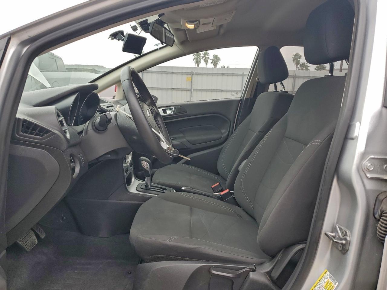 2016 Ford Fiesta Se - Image 7