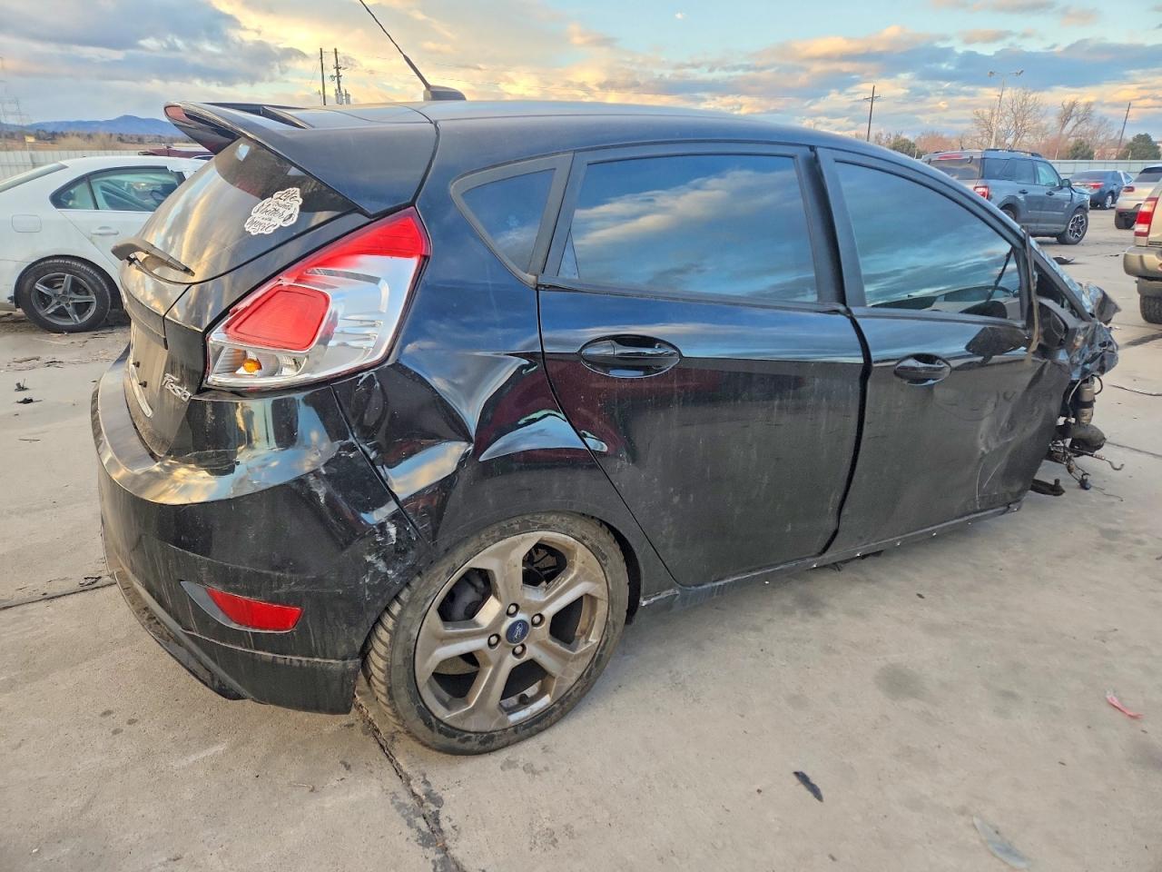 2019 Ford Fiesta St - Фото 3