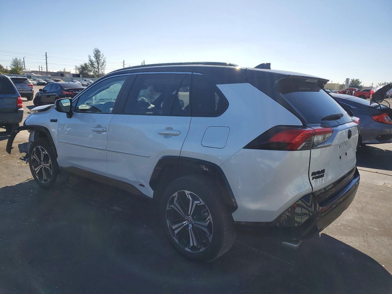 2024 Toyota Rav4 Prime Xse - Фото 2