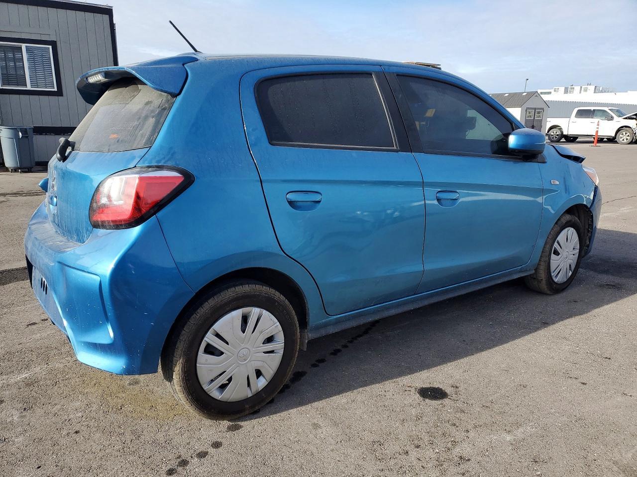 2022 Mitsubishi Mirage Es - Фото 3