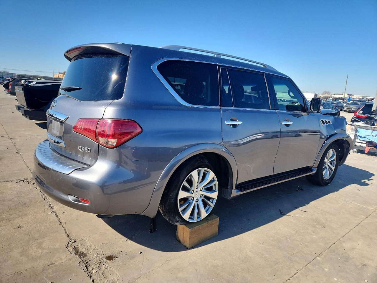 2017 Infinity Qx80 - Image 3