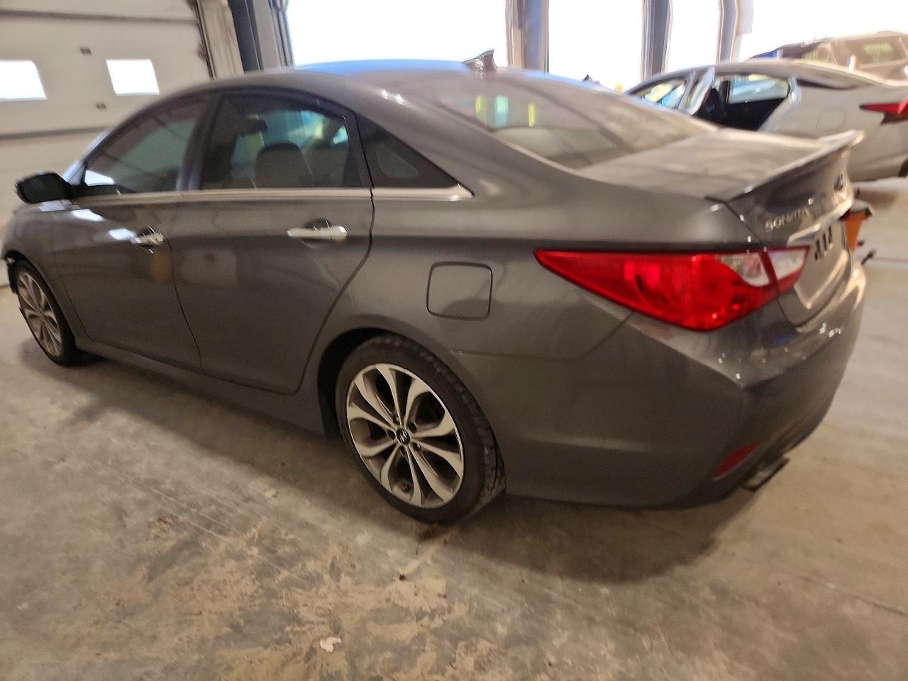 2014 Hyundai Sonata Se - Фото 2