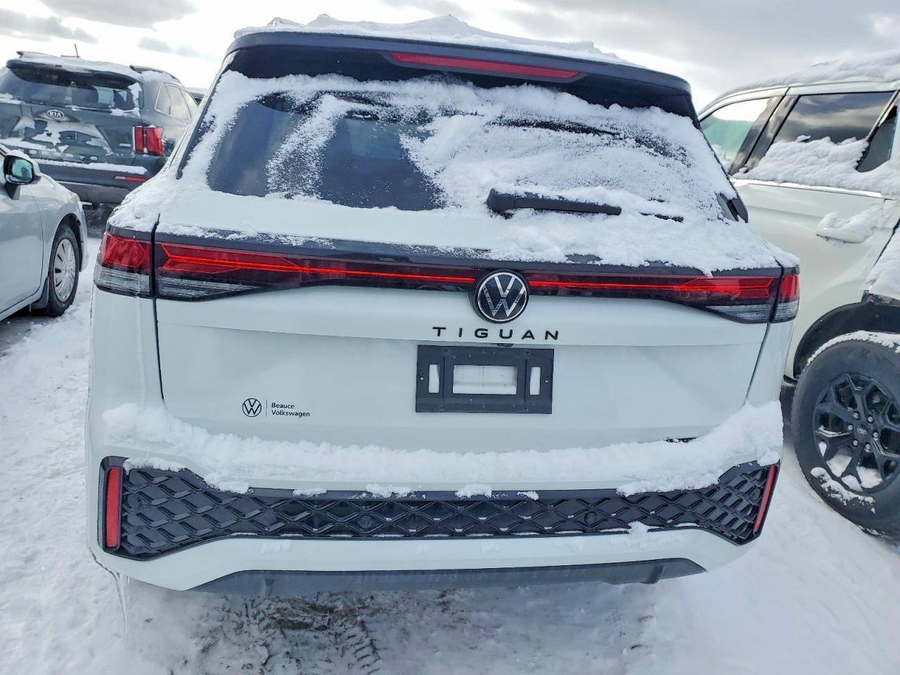 2025 Volkswagen Tiguan Se R-Line Black - Фото 6