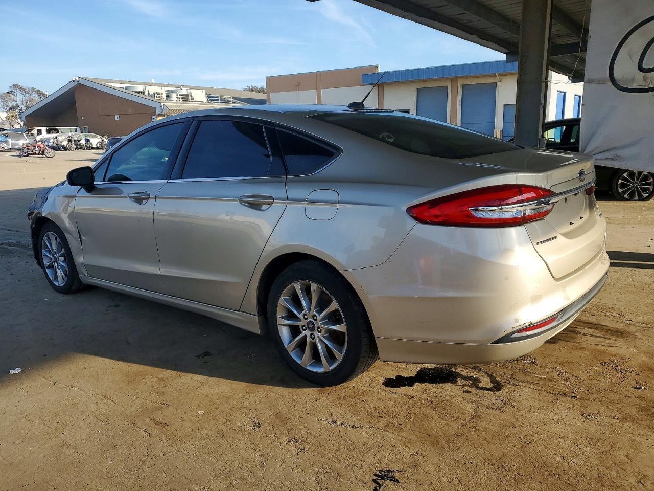 2017 Ford Fusion Se Hybrid - Фото 2