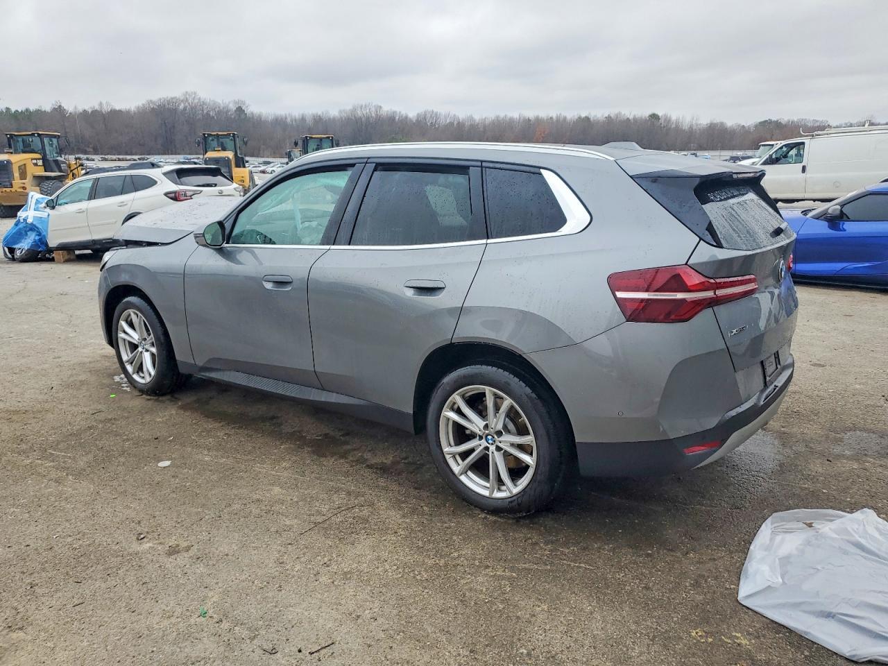 2025 BMW X3 30 xDrive - Фото 2