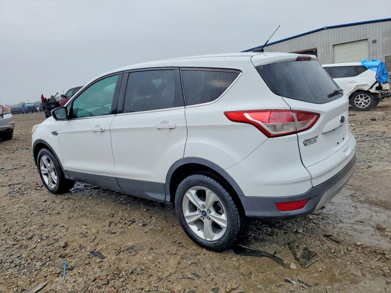 2015 Ford Escape Se - Image 2