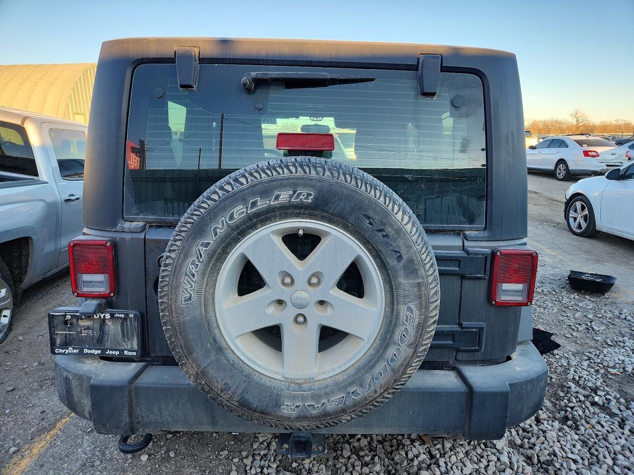 2017 Jeep Wrangler Sport - Фото 6