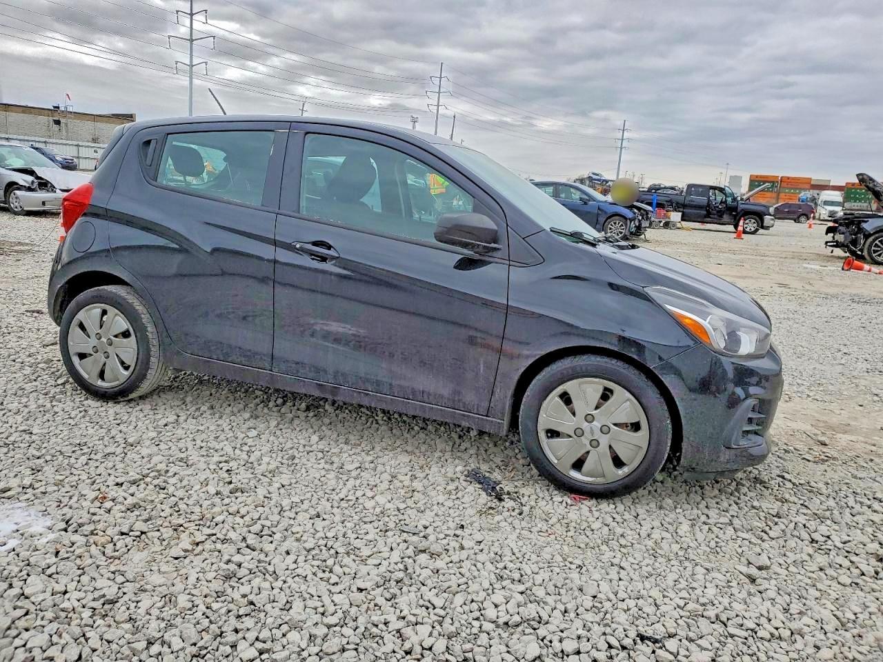 2017 Chevrolet Spark Ls - Image 4