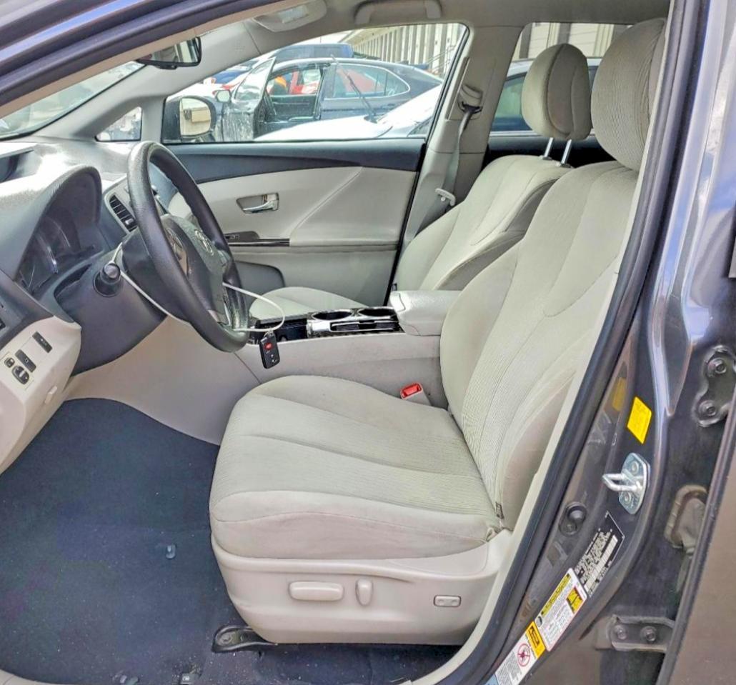 2010 Toyota Venza - Image 7