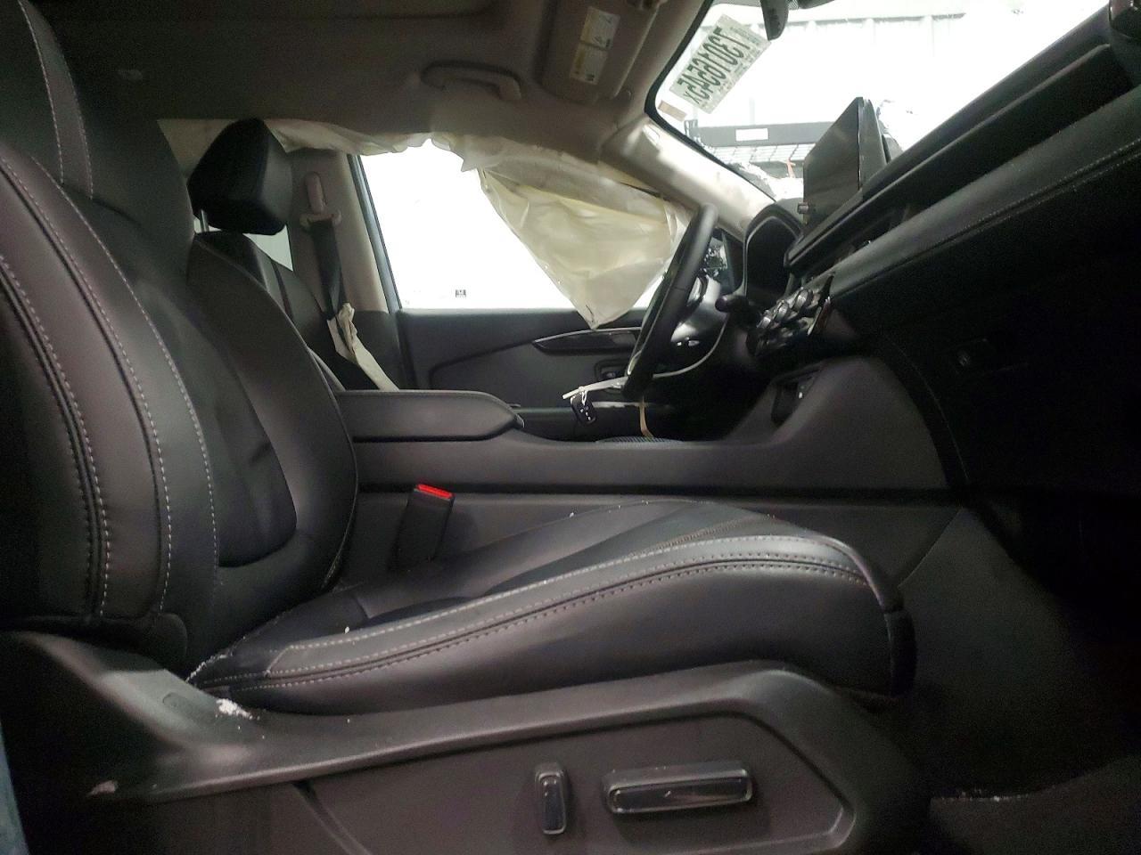 2025 Honda Pilot Touring - Image 7