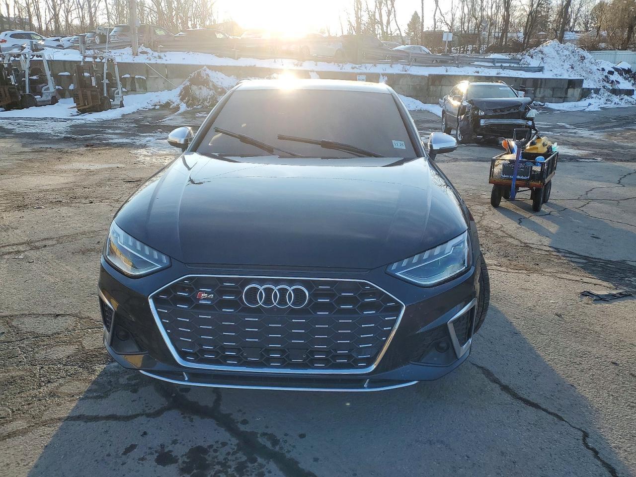 2021 Audi S4 Premium Plus - Фото 5