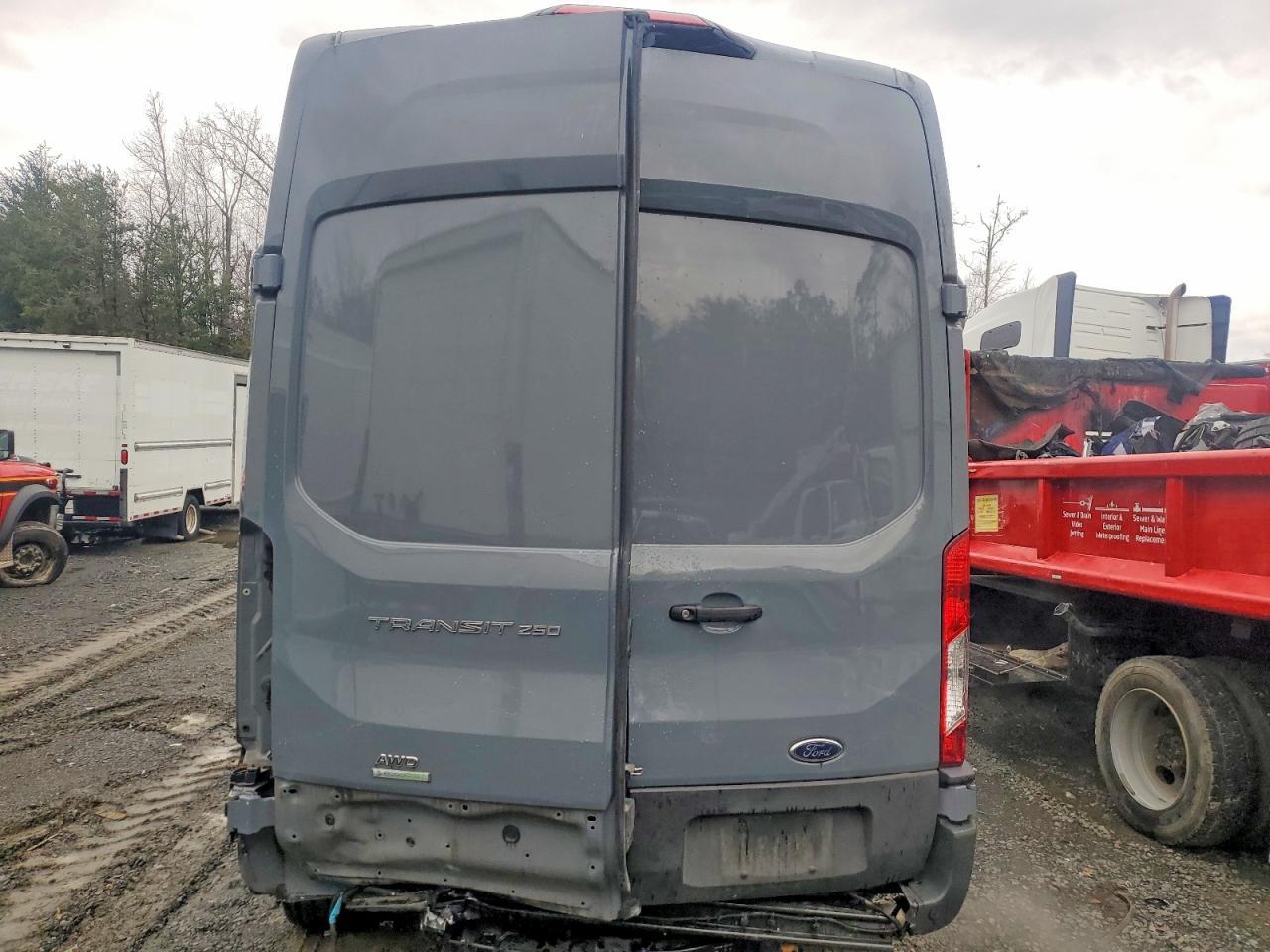 2022 Ford Transit T-250 Delivery Van - Фото 6