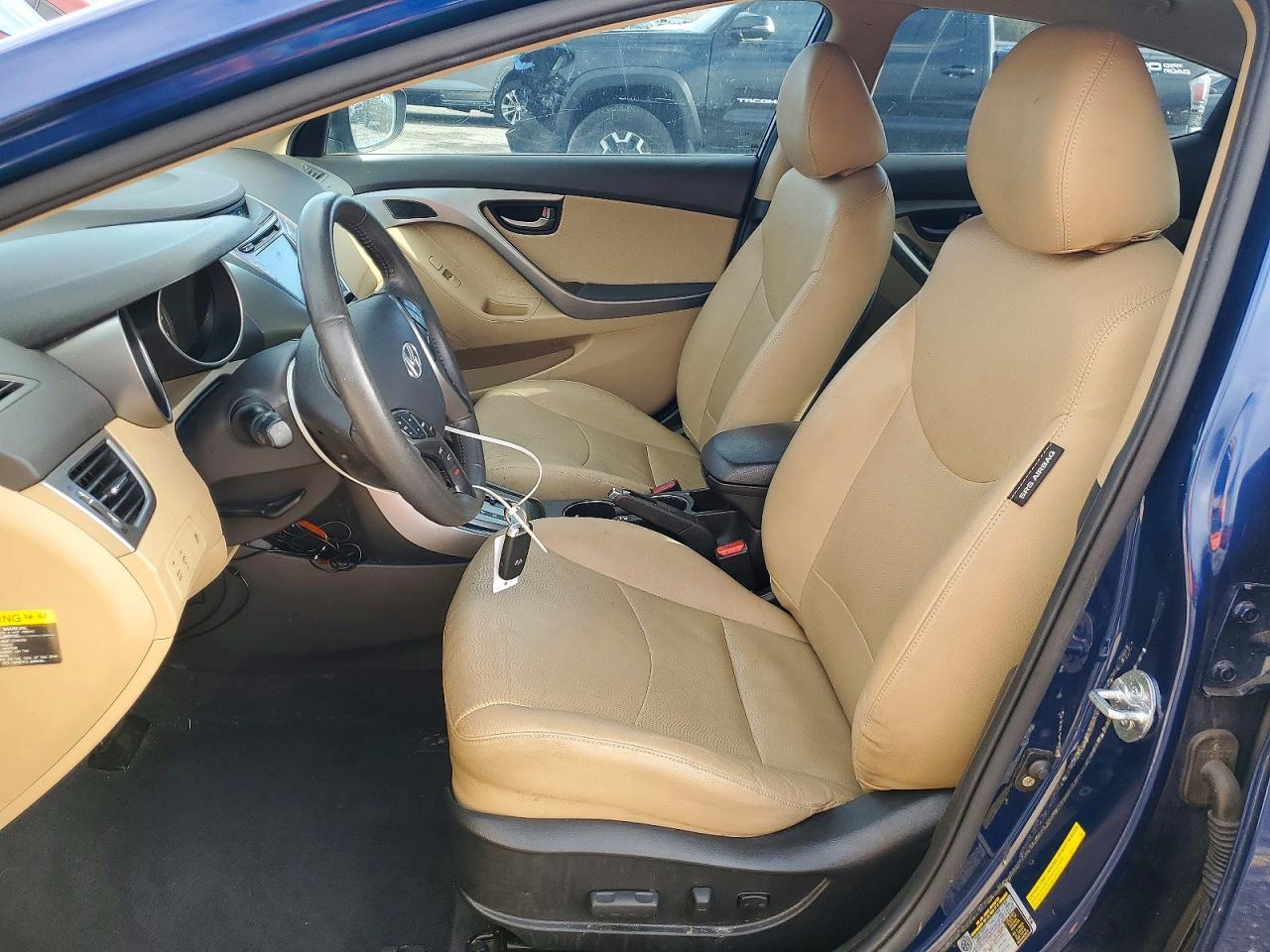 2013 Hyundai Elantra Limited - Image 7