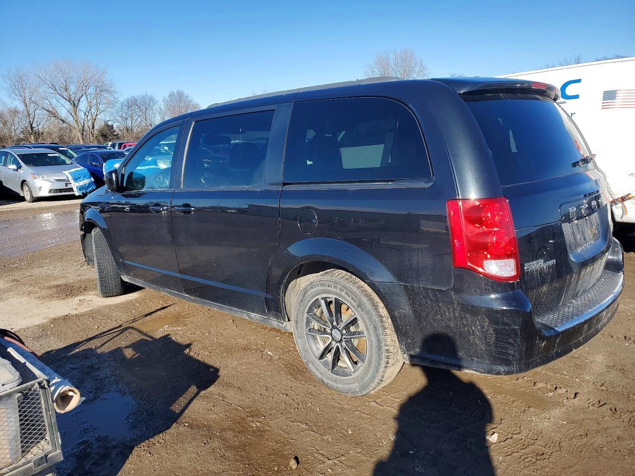 2019 Dodge Grand Caravan - Image 2