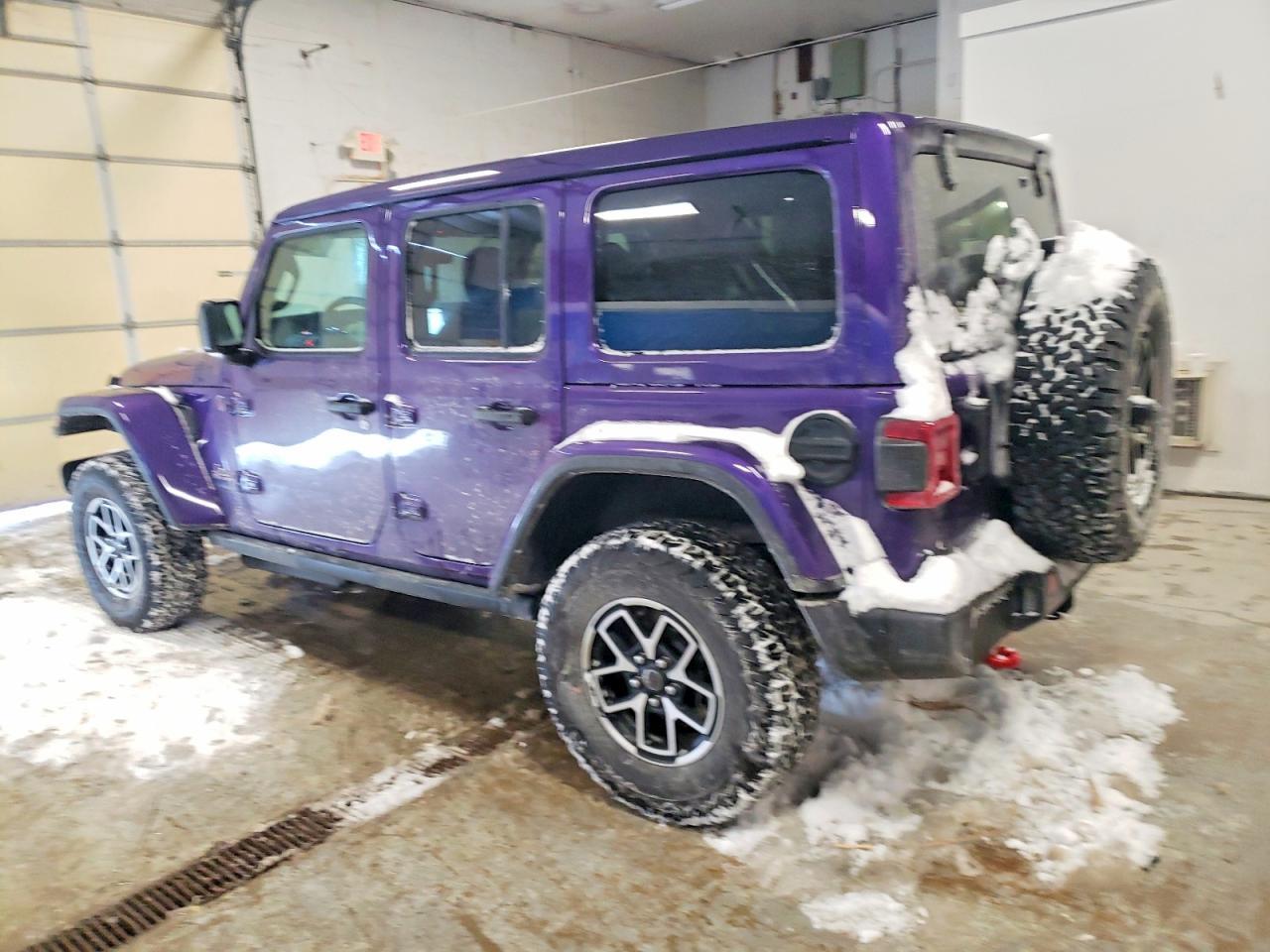 2026 Jeep Wrangler Rubicon - Фото 2