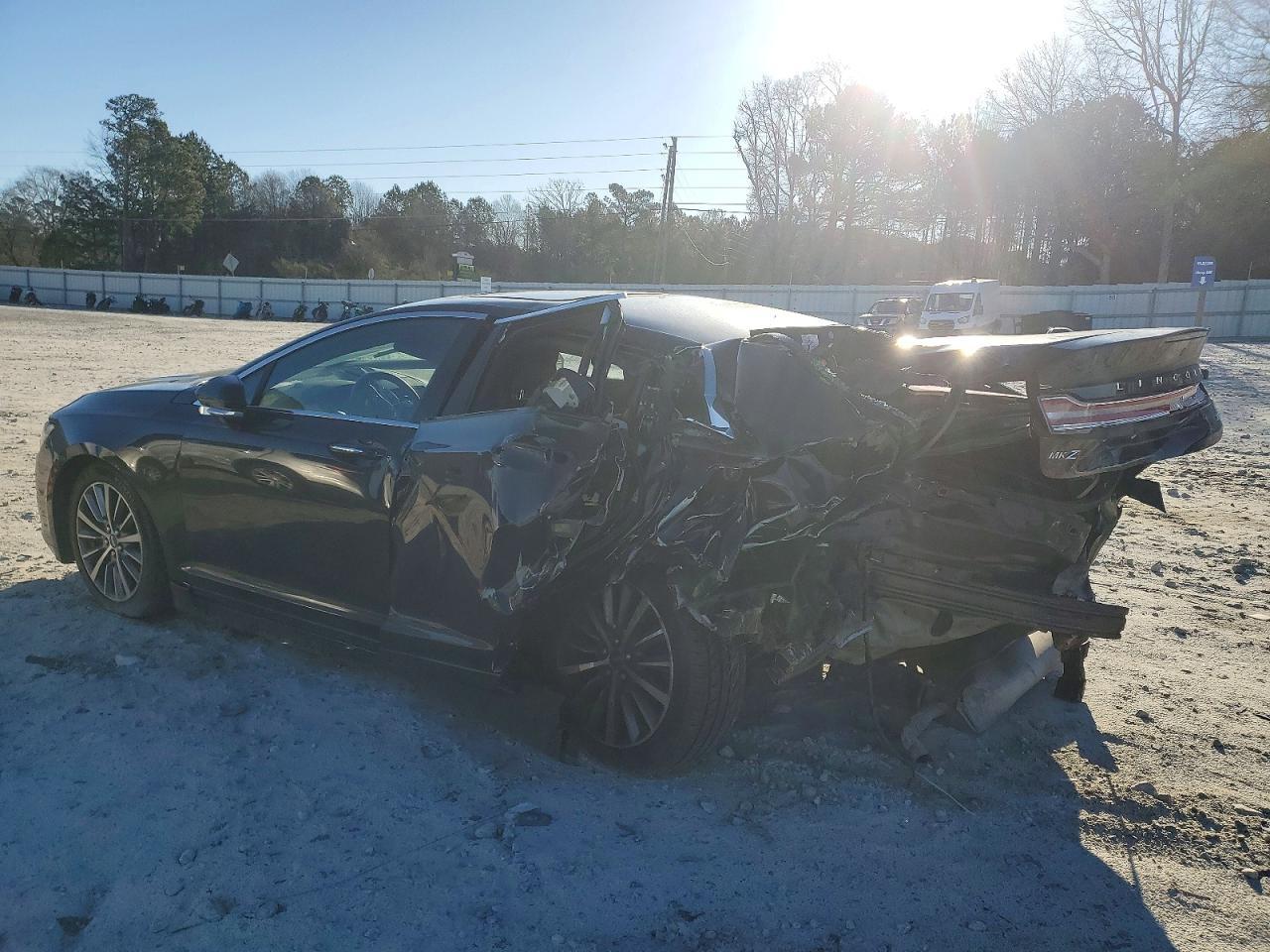 2017 Lincoln Mkz - Фото 2