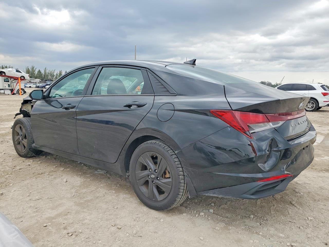2022 Hyundai Elantra Sel - Image 2