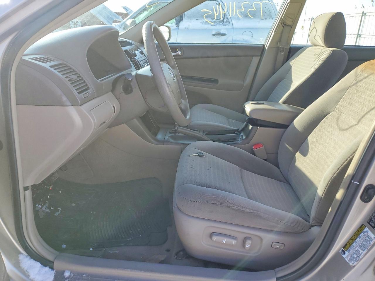 2005 Toyota Camry Le - Фото 7