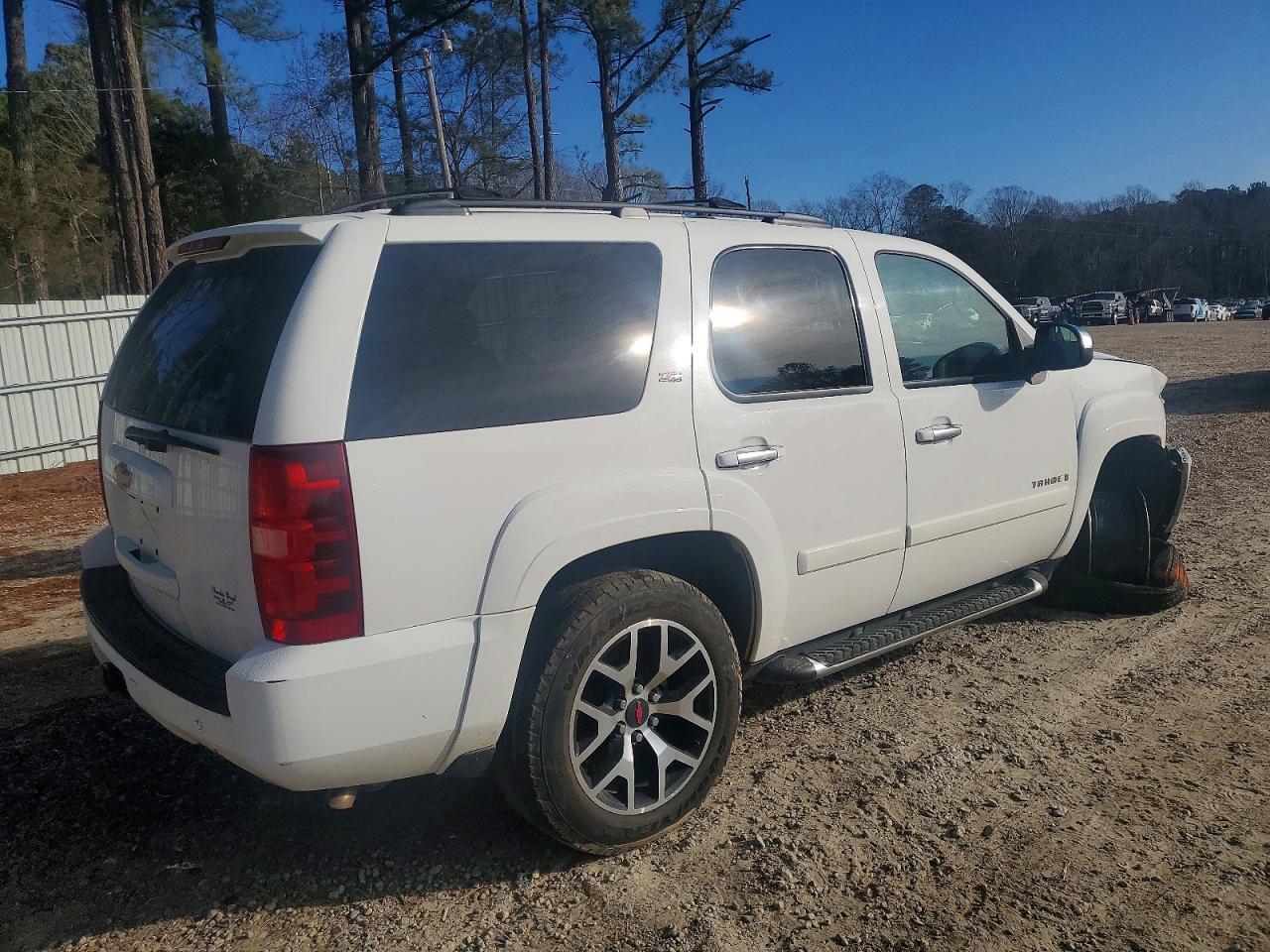 2007 Chevrolet Tahoe K1500 - Фото 3