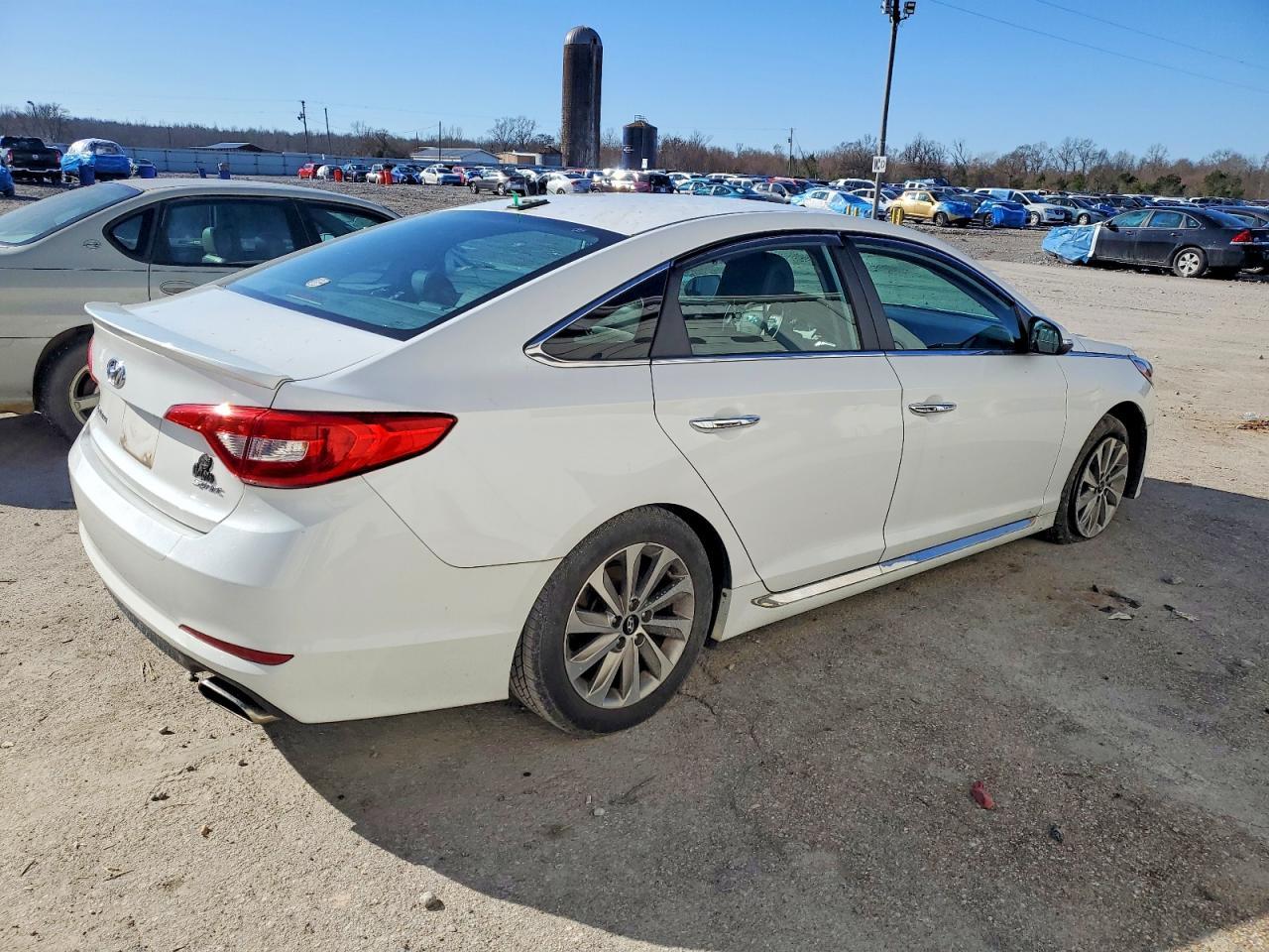2015 Hyundai Sonata Sport - Фото 3