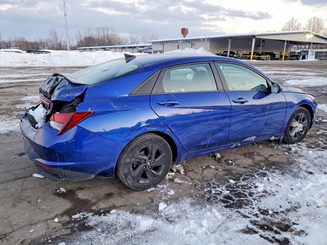 2023 Hyundai Elantra Sel - Фото 3