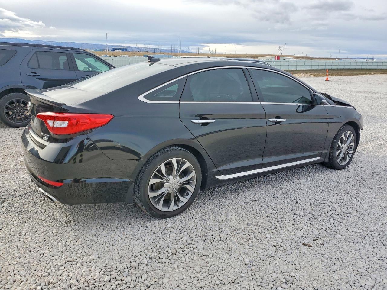 2015 Hyundai Sonata Limited 2.0T - Фото 3