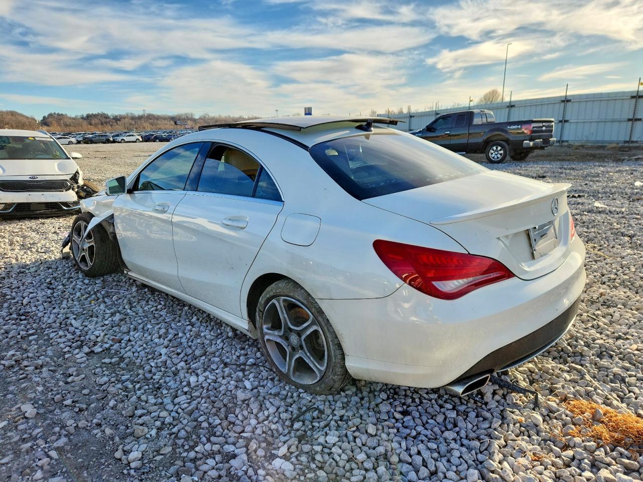 2014 Mercedes-Benz Cla 250 4Matic - Фото 2