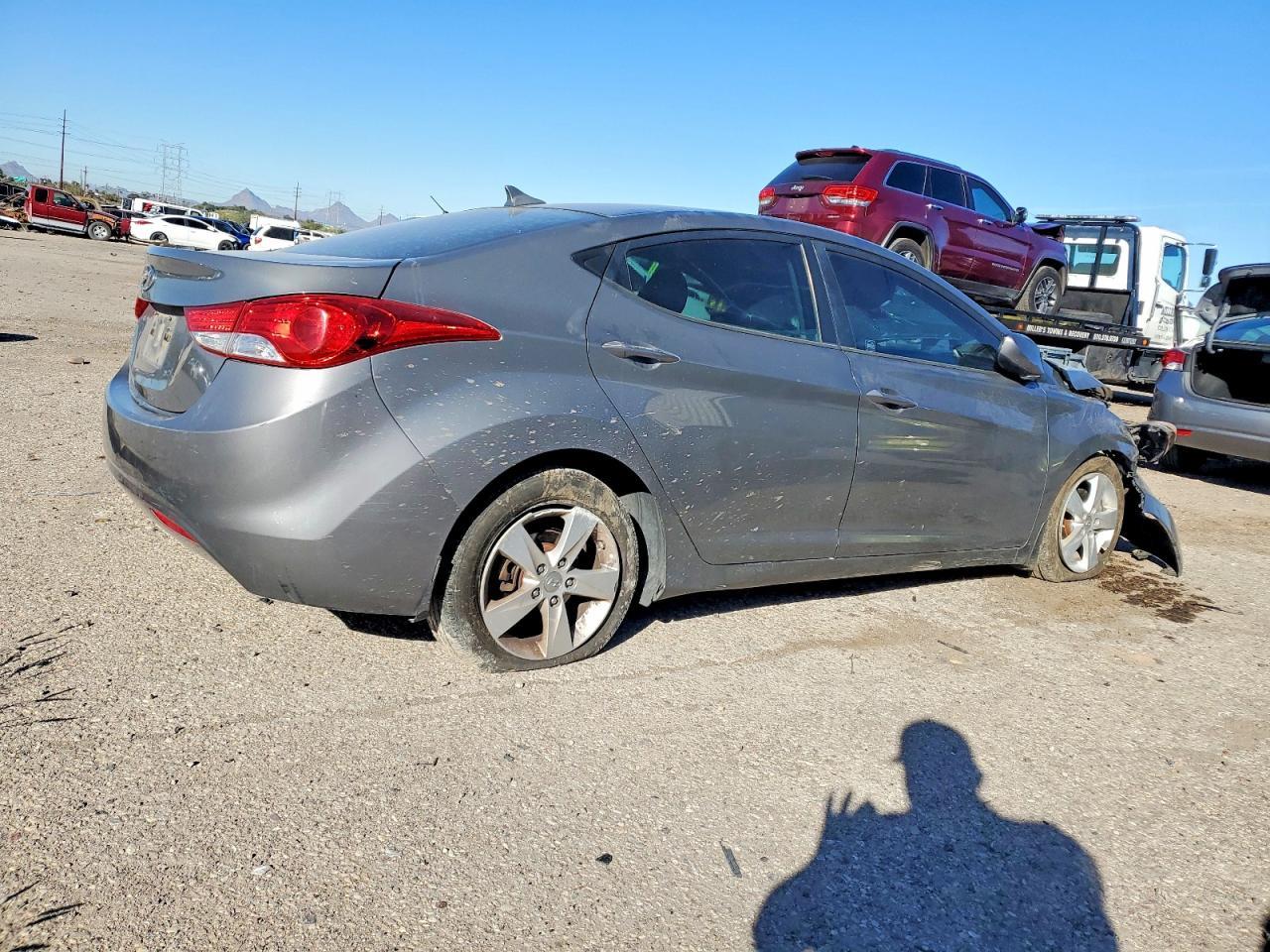 2013 Hyundai Elantra Gls - Фото 3