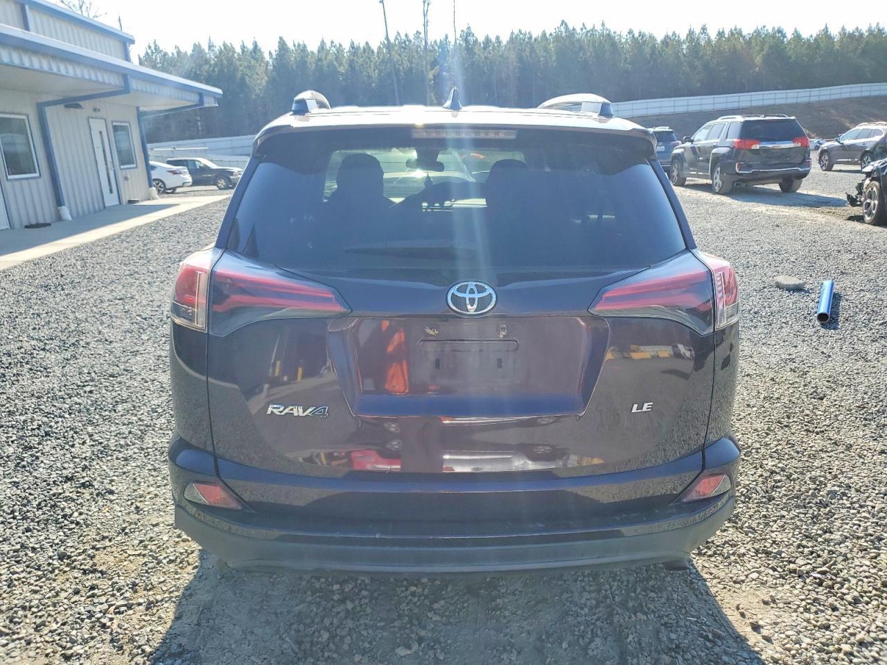 2018 Toyota Rav4 Le - Фото 6