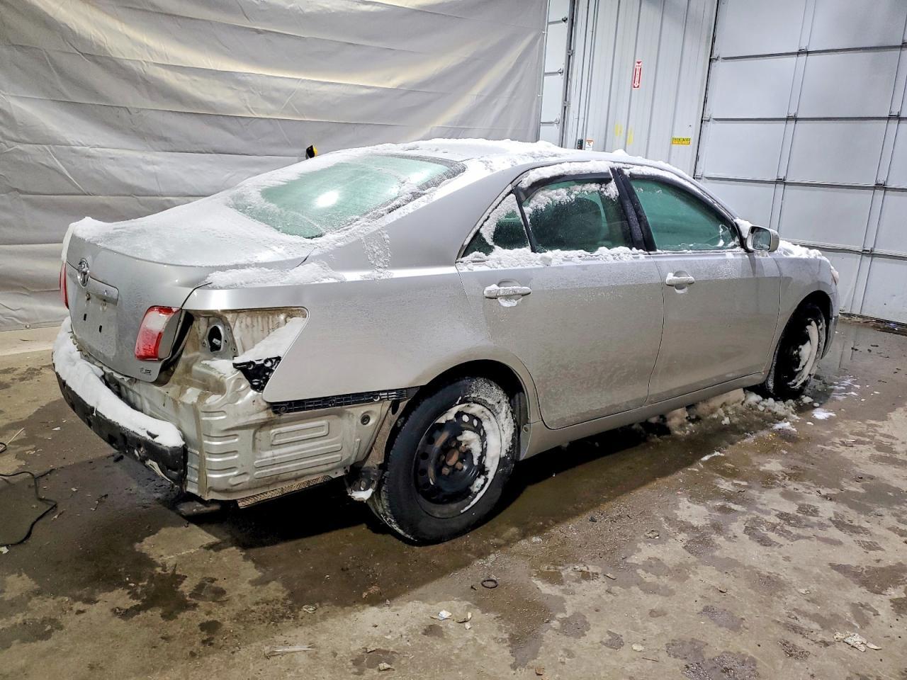 2009 Toyota Camry Base - Фото 3
