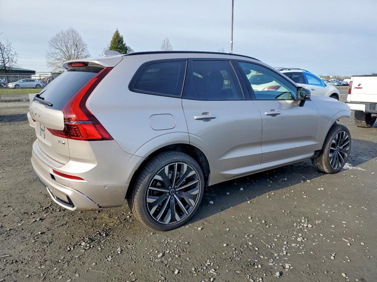 2026 Volvo Xc60 Ultra - Фото 3