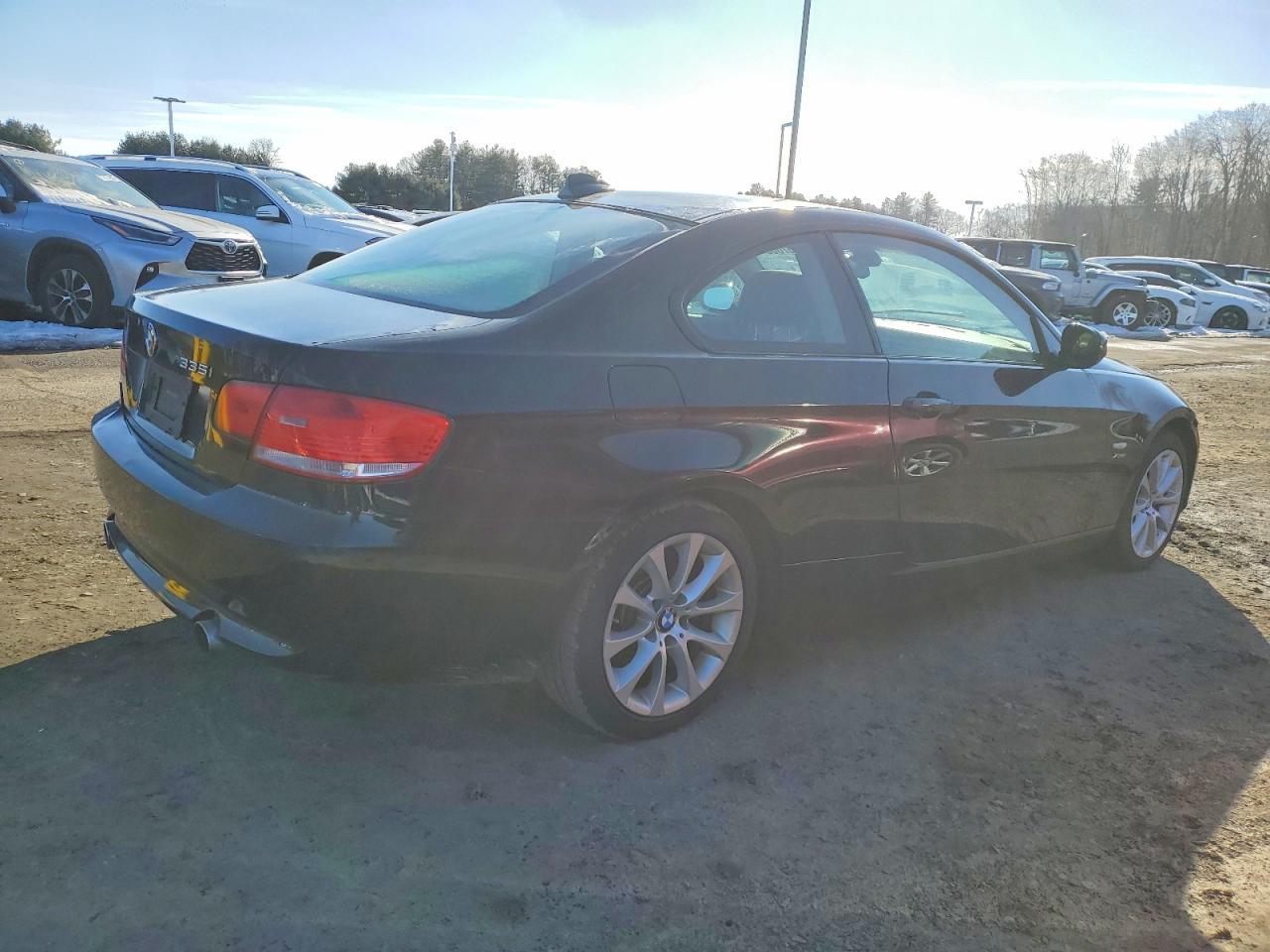 2010 BMW 335 Xi - Фото 3