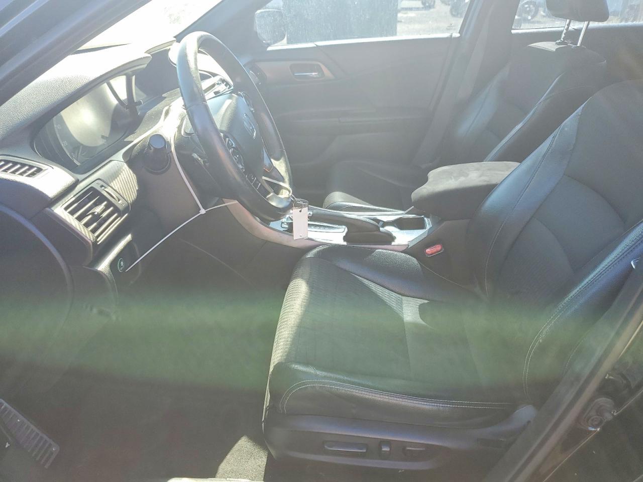 2016 Honda Accord Sport - Image 7