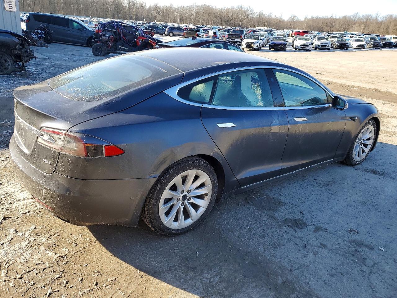 2017 Tesla Model S - Image 3