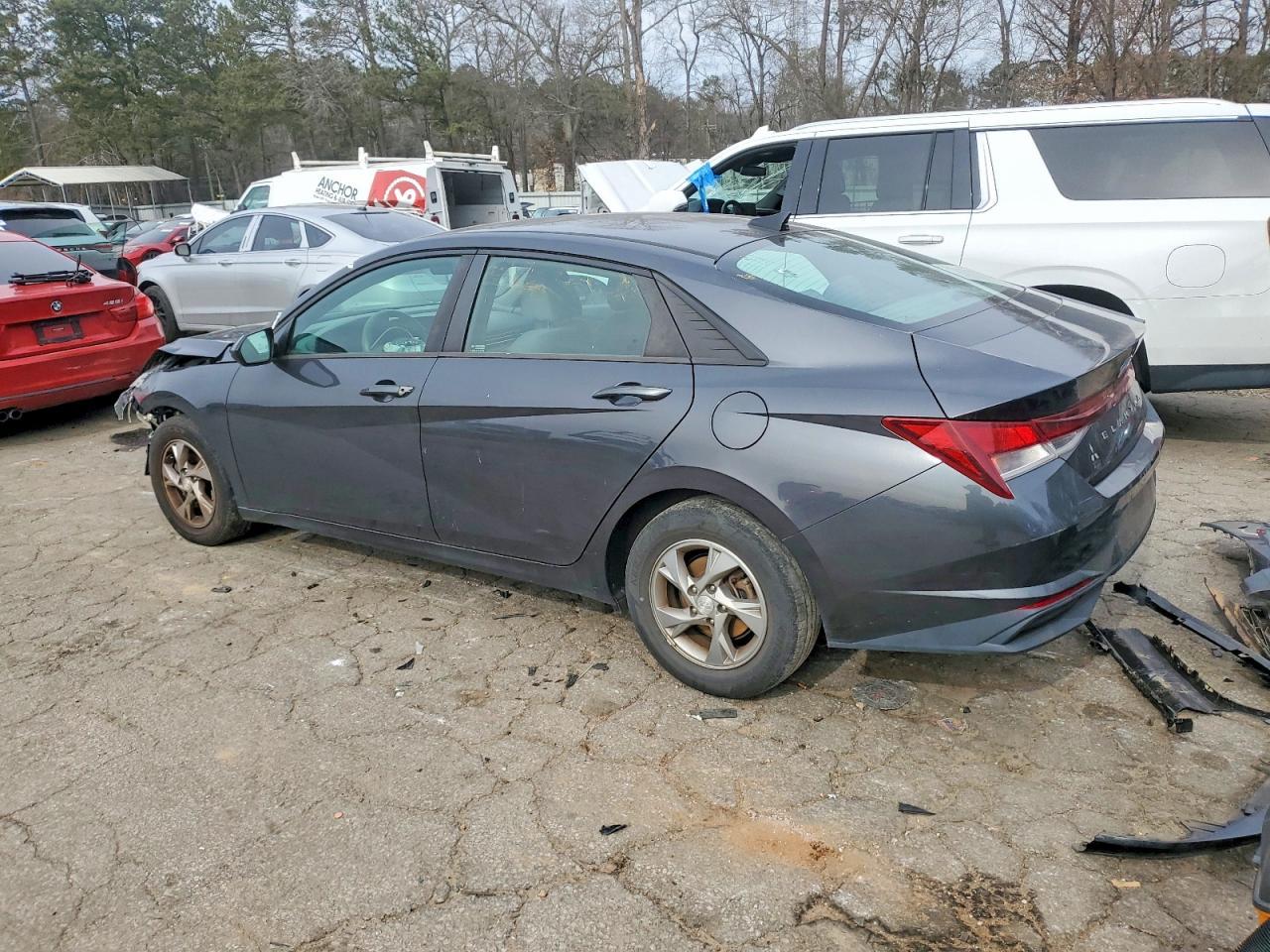 2021 Hyundai Elantra Se - Фото 2