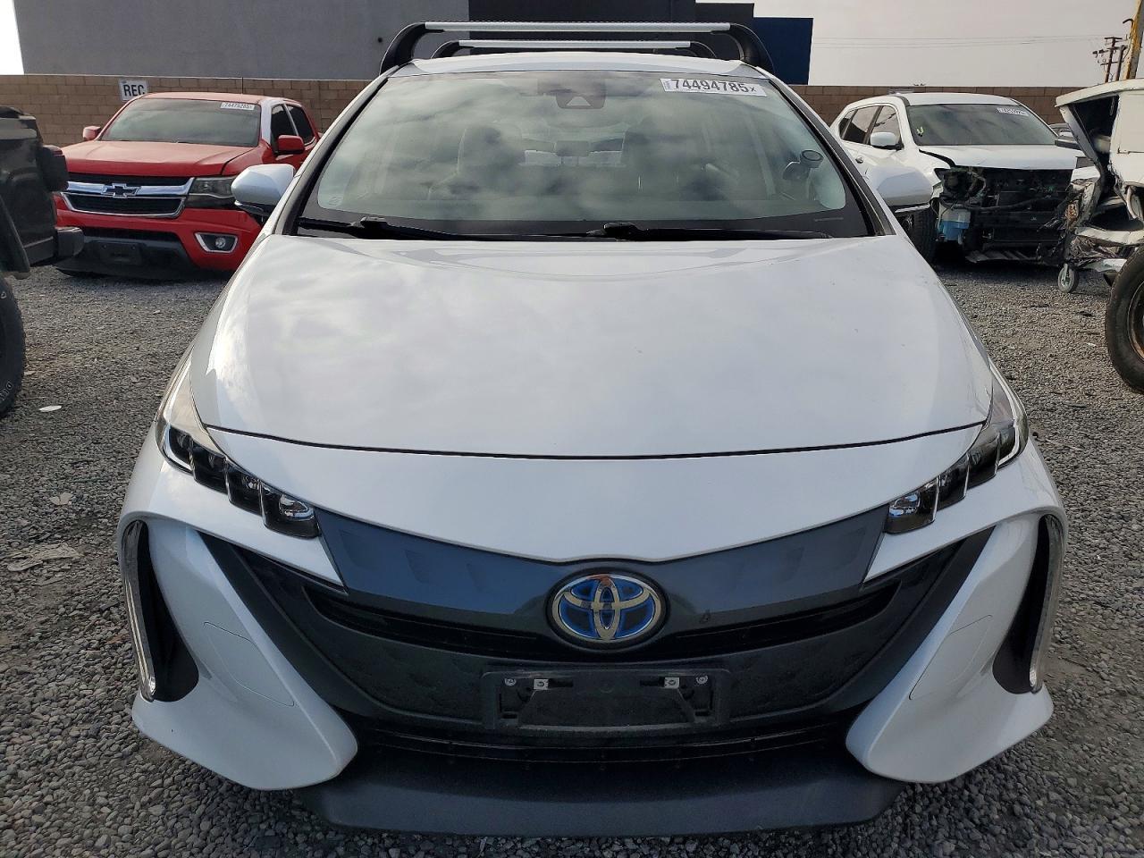 2022 Toyota Prius Prime Le - Фото 5