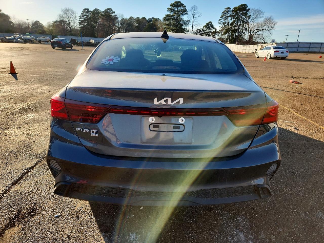 2024 Kia Forte Lx - Фото 6