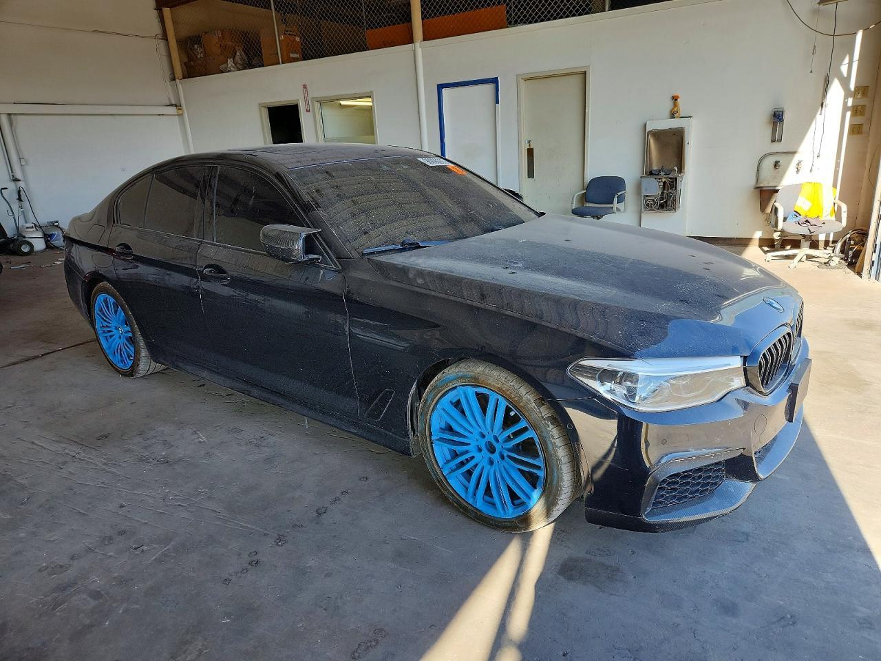 2019 BMW Motorrad M550Xi - Image 4