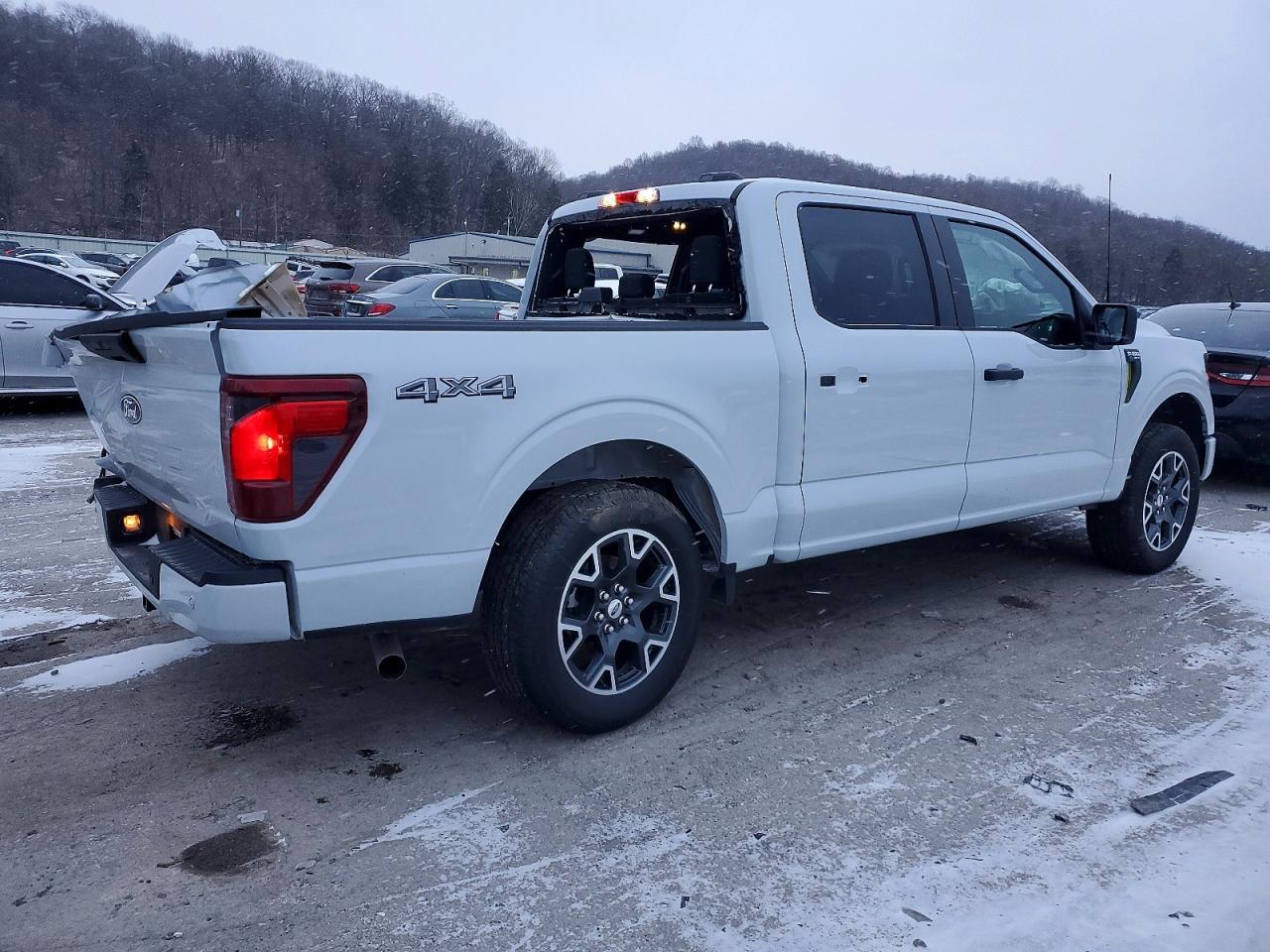 2025 Ford F150 Stx - Фото 3