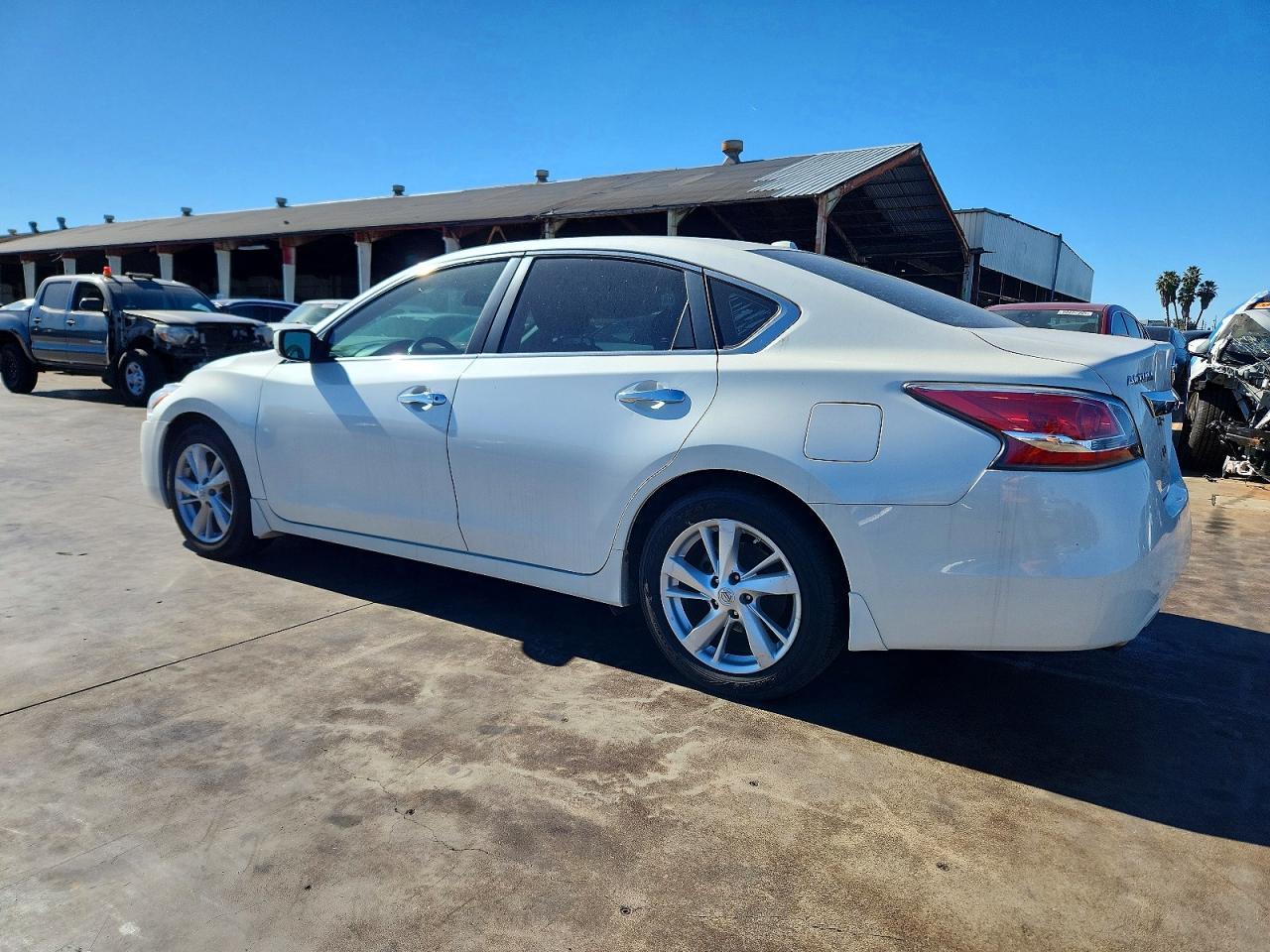2015 Nissan Altima 2.5 - Image 2