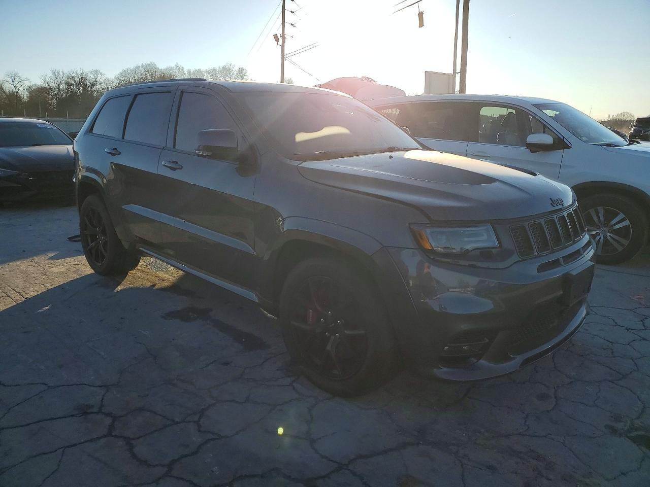 2020 Jeep Grand Cherokee Srt-8 - Фото 4