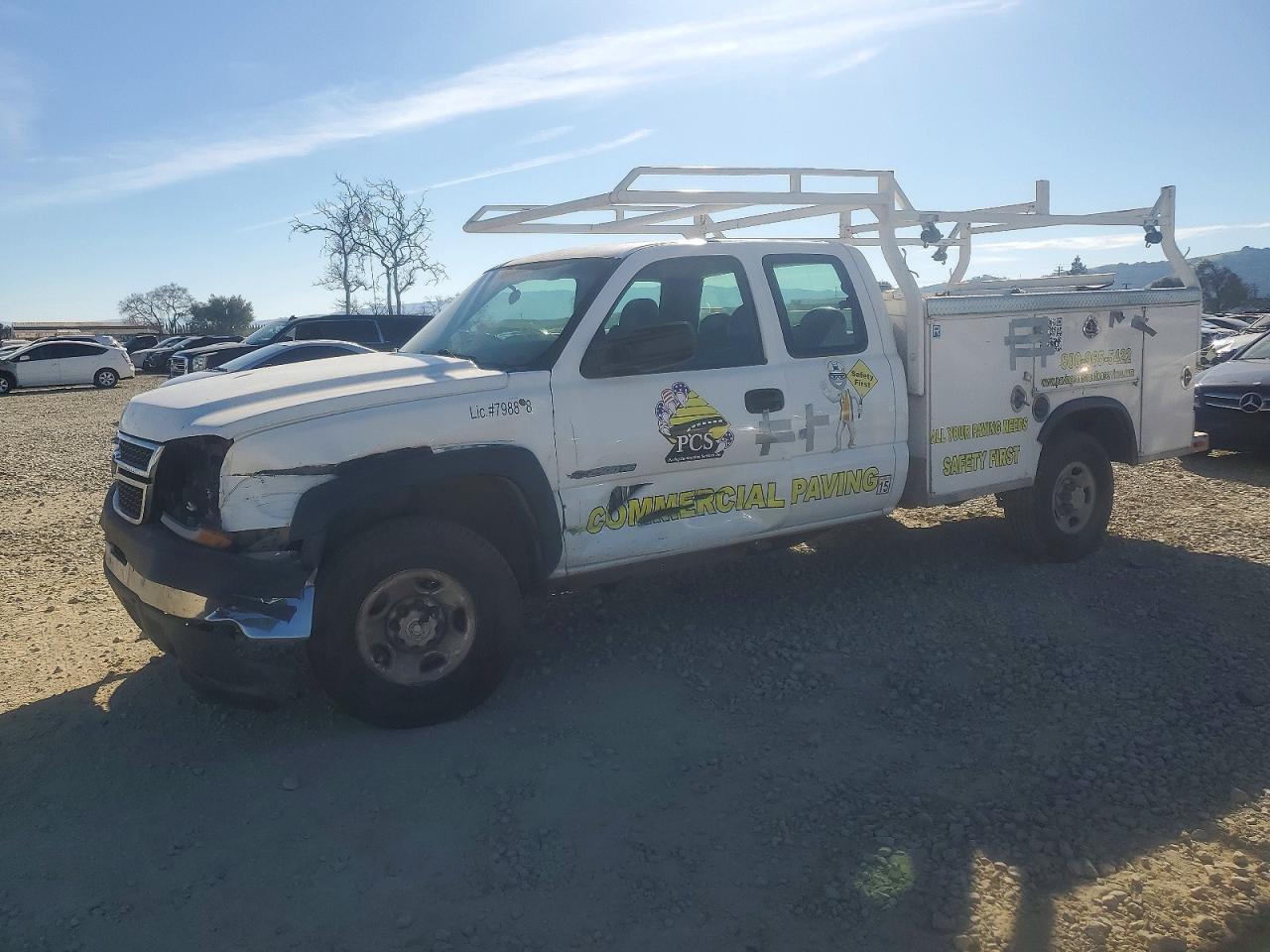 2006 Chevrolet Silverado Utility / Service Truck