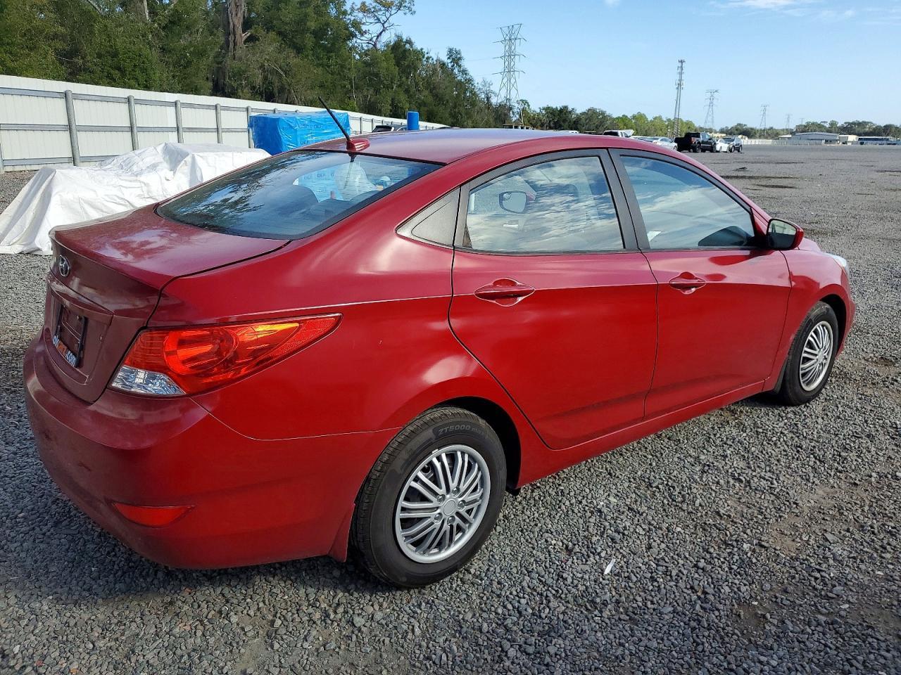 2014 Hyundai Accent Gls - Фото 3