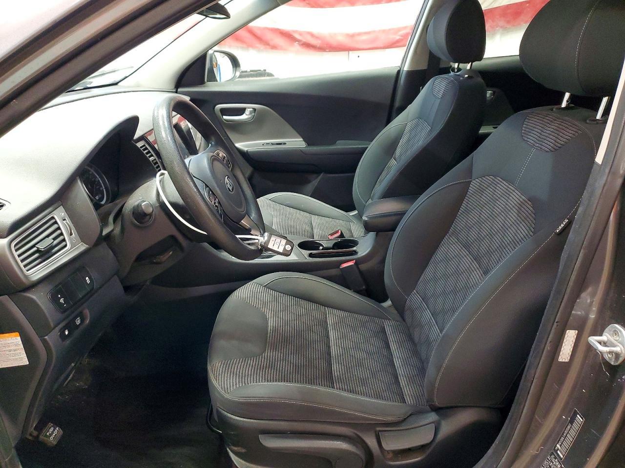 2017 Kia Niro Fe - Фото 7